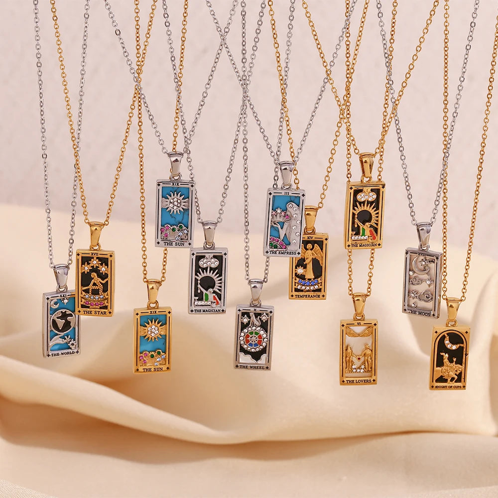 Tarot Queen Necklace