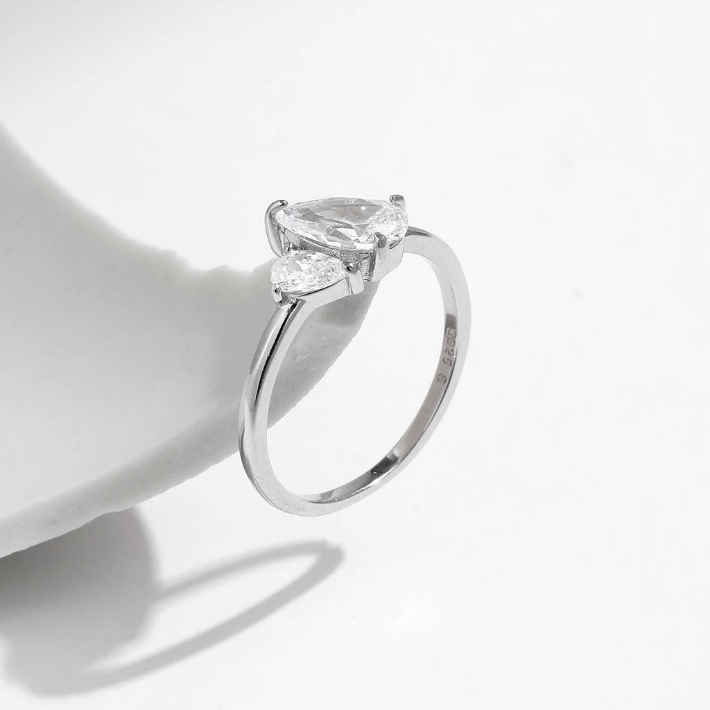 Madalene Ring