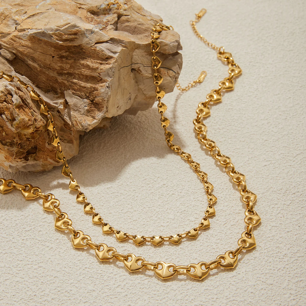 Heart-Shaped Buckle Necklace