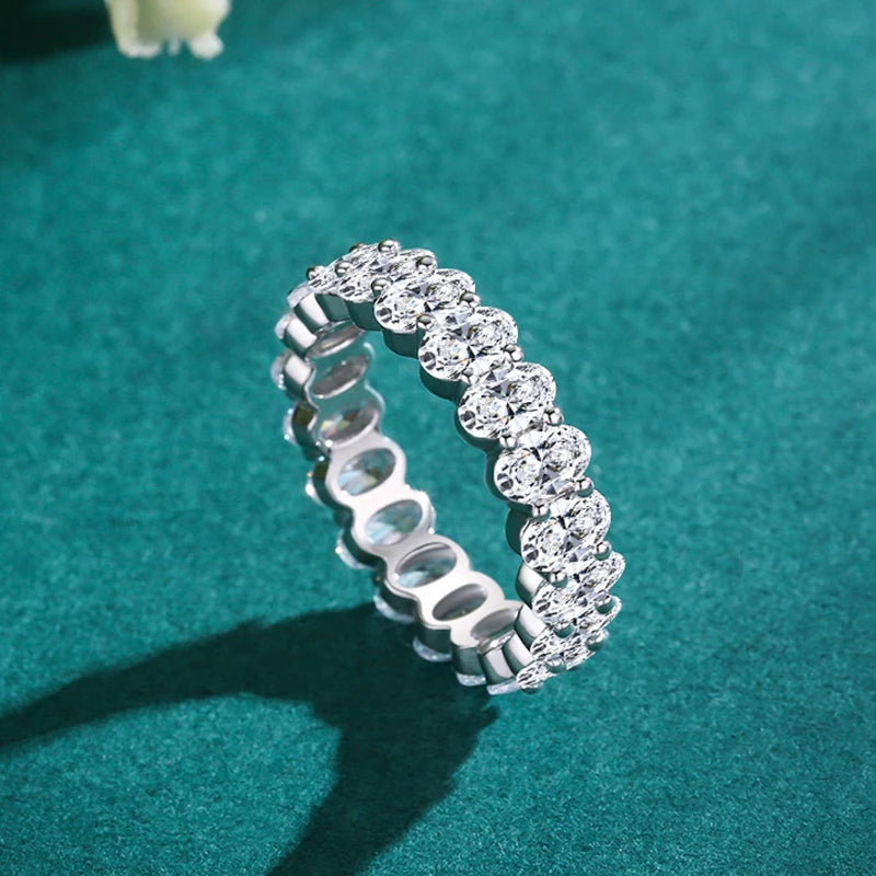 Ava Ring