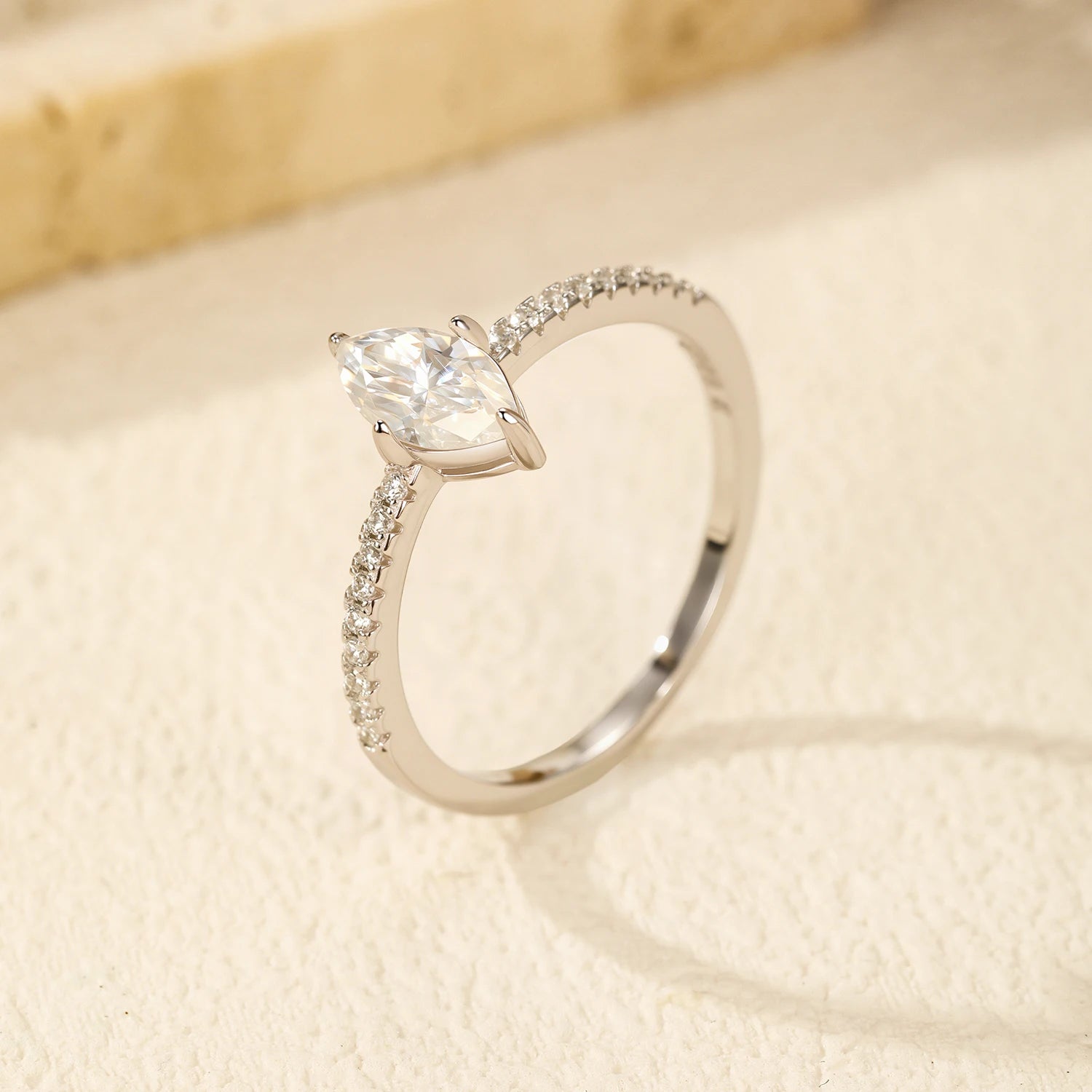 Eye Ring