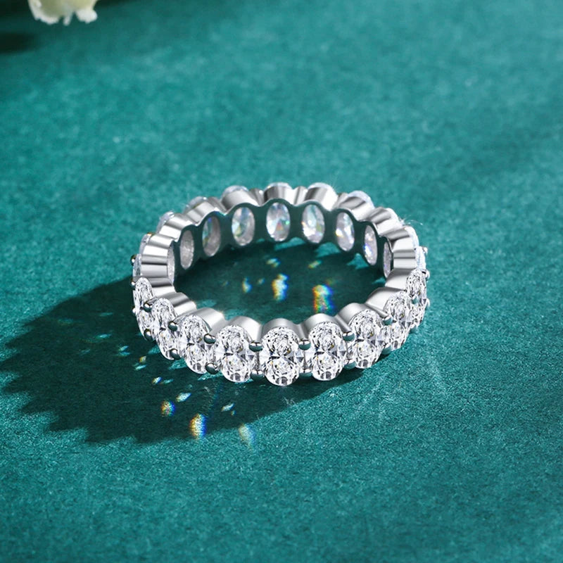 Ava Ring