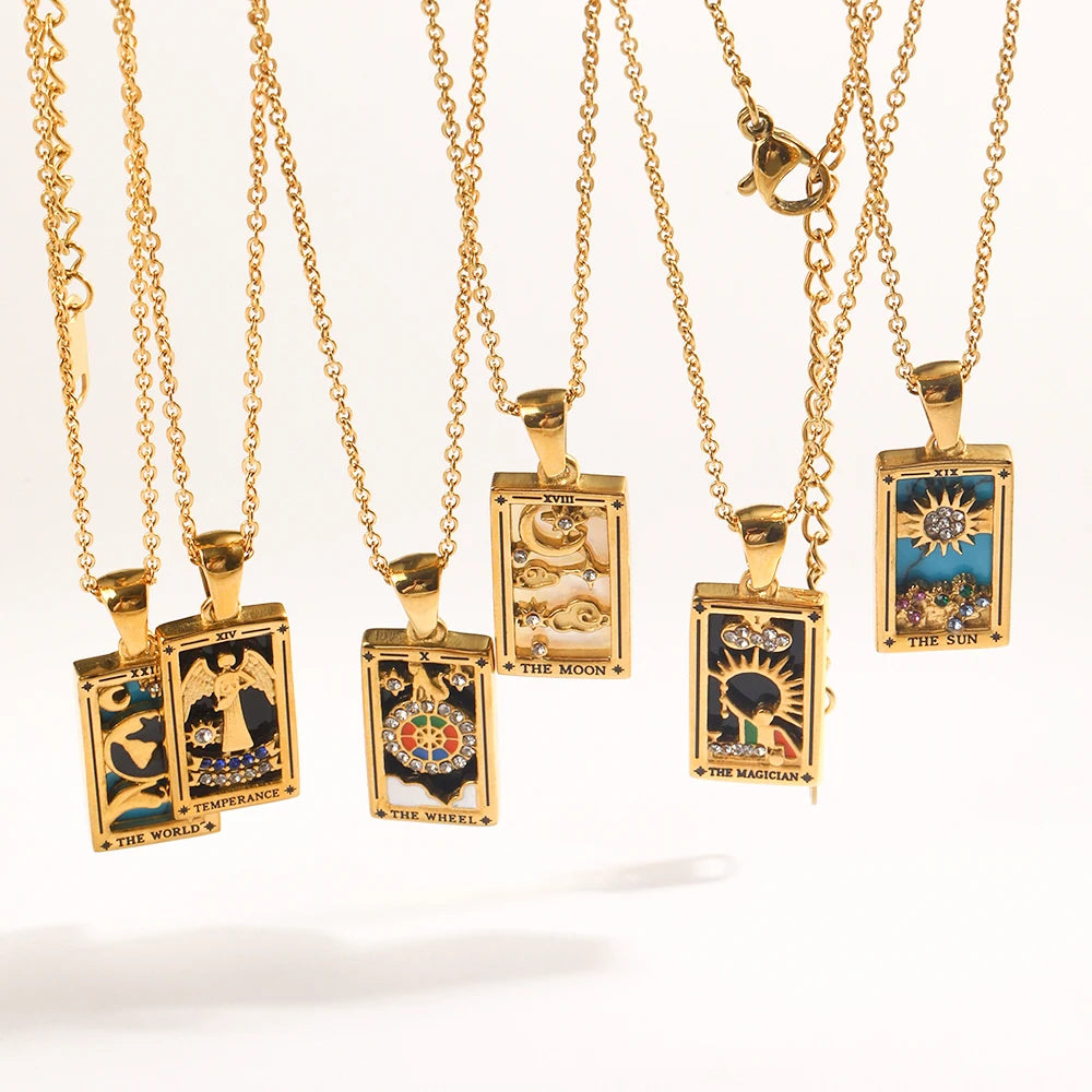 Tarot Queen Necklace