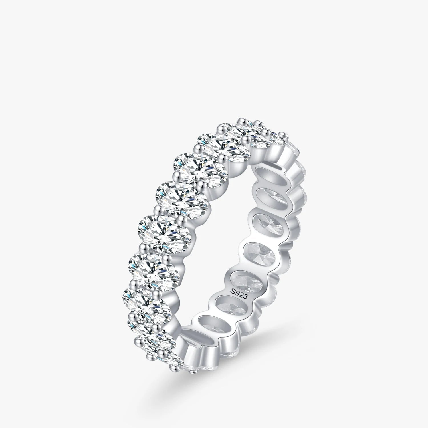 Ava Ring