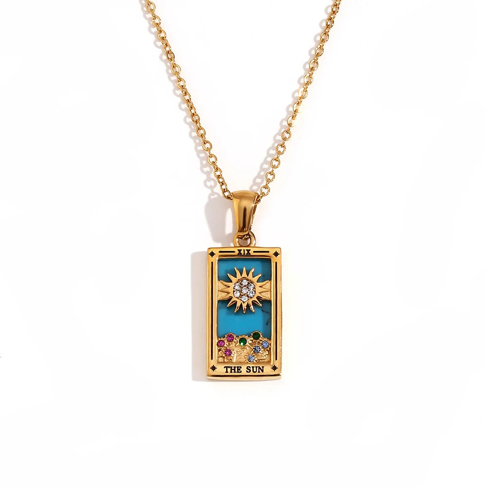 Tarot Queen Necklace