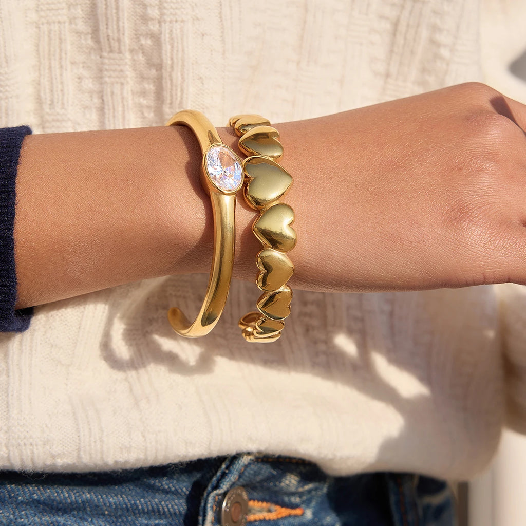 Heart Shape Interlaced Gradient Openings Bracelet