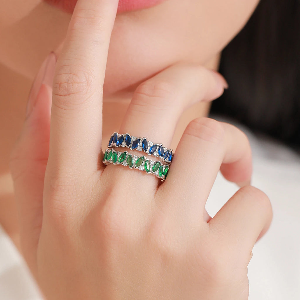 Anillo de ojo de caballo verde