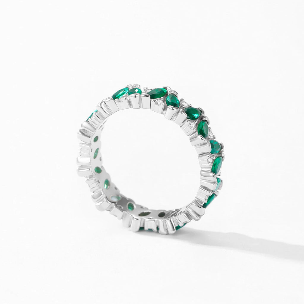 Anillo de ojo de caballo verde