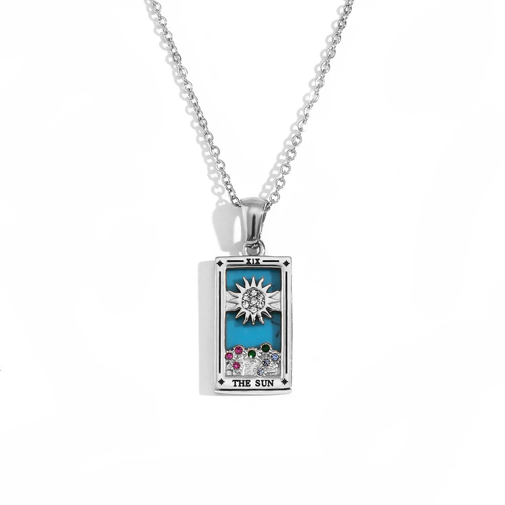 Tarot Queen Necklace